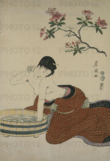 Utagawa Toyokuni I, Azalea, neck wash, from the untitled series of beauties with flowers, color woodcut, Total: Height: 38,90 cm; Width: 26,50 cm, signed: Signature: Toyokuni ga ???, Publisher: Hagiwara, censorship stamp, date stamp, prints, printed matter, washing and bathing, Edo period