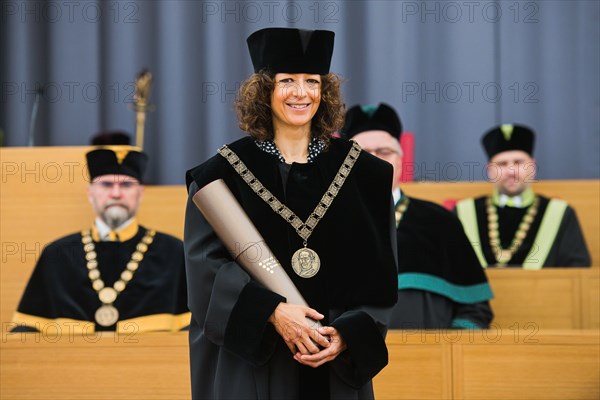 Brno, Czech Republic. 13th Sep, 2023. French Nobelist Emmanuelle Charpentier, co-author of "genetic scissors", receives an honorary doctorate from Mendel University Brno, on September 13, 2023, in Brno, Czech Republic. Credit: Patrik Uhlir/CTK Photo/Alamy Live News