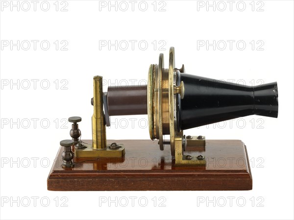 Experimental telephone by Alexander Graham Bell, demonstrated at the Philadelphia Centennial Exposition of 1876. EM*252599.