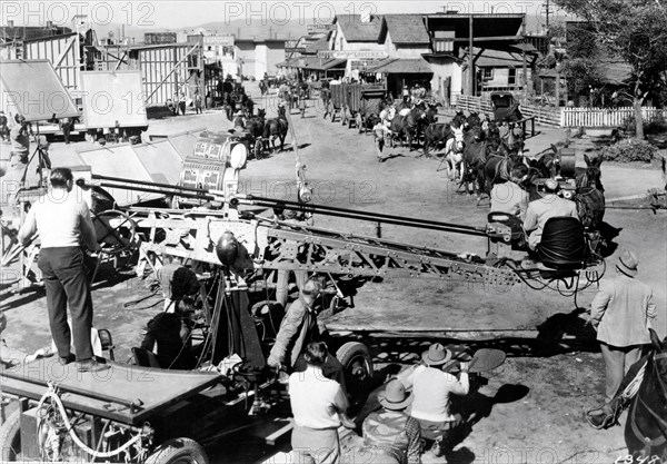 Movie Crew with Camera Crane filming an outdoor scene for JUDY GARLAND in THE HARVEY GIRLS 1946 director GEORGE SIDNEY novel Samuel Hopkins Adams cinematographer George J. Folsey associate producer Roger Edens producer Arthur Freed Metro Goldwyn Mayer