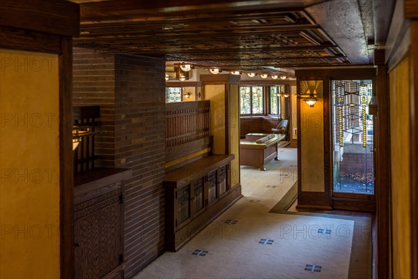 Frederick C. Robie House is a prairie-style House designed by Frank Lloyd Wright in 1910 near the Campus of Chicago University. Chicago, United States