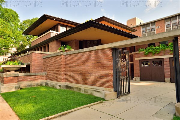 The Frederick C. Robie House, a Frank Lloyd Wright home built between 1908-10. Chicago, Illinois, USA.