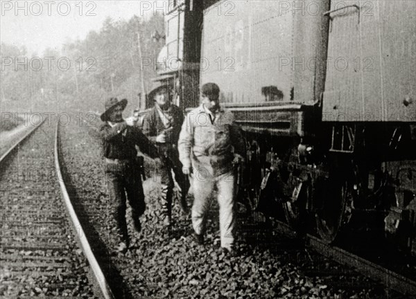 "The Great Train Robbery" 1903 Edison Manufacturing Company   File Reference # 33300_824THA