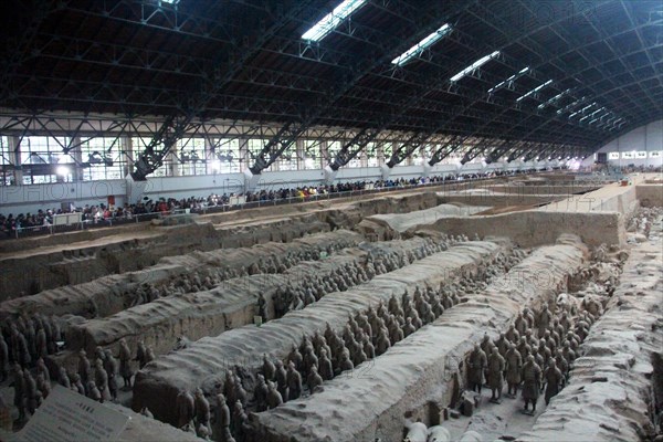 November 1, 2018 - Xi'An, Xi'an, China - XiÃ¢â‚¬â„¢an, CHINA-The Terracotta Army is a collection of terracotta sculptures depicting the armies of Qin Shi Huang, the first Emperor of China. It is a form of funerary art buried with the emperor in 210Ã¢â‚¬"209 BCE and whose purpose was to protect the emperor in his afterlife. The figures, dating from approximately the late third century BCE, were discovered in 1974 by local farmers in Lintong District, Xi'an, northwest ChinaÃ¢â‚¬â„¢s Shaanxi Province. Credit: SIPA Asia/ZUMA Wire/Alamy Live News