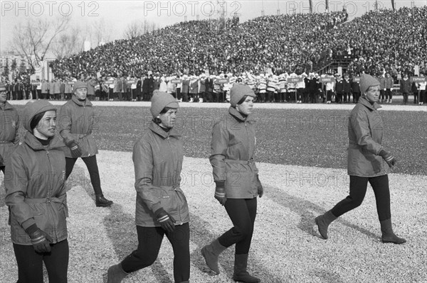 Opening Olympic Winter Games in Grenoble, number 3 Dutch team, number 4 Beatrice Hustin (Romania), youngest participant, 6 February 1968, The Netherlands, 20th century press agency photo, news to remember, documentary, historic photography 1945-1990, visual stories, human history of the Twentieth Century, capturing moments in time