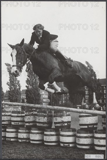 royal house, princesses, equestrian, Irene, princess, july 7, 1956, royal house, equestrian, princesses, The Netherlands, 20th century press agency photo, news to remember, documentary, historic photography 1945-1990, visual stories, human history of the Twentieth Century, capturing moments in time