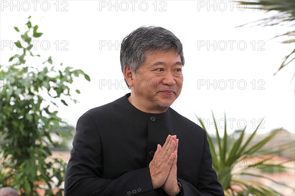 Cannes, France, 18th May, 2023. Director Kore-eda Hirokazu at the photo call for the film Monster (Kaibutsu) at the 76th Cannes Film Festival. Photo Credit: Doreen Kennedy / Alamy Live News.