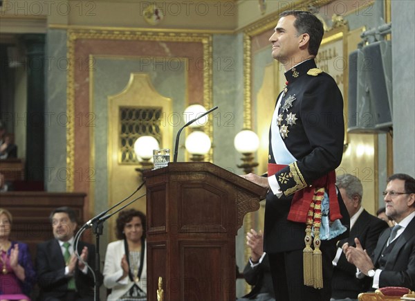 (140619) -- MADRID, June 19, 2014 (Xinhua) -- Spain s new King Felipe VI speaks at the swearing-in ceremony at the Congress of Deputies in Madrid, Spain, June 19, 2014. Felipe VI was crowned on Thursday at the lower house of parliament. (Xinhua/Daniel) (bxq) SPAIN-NEW KING-FELIPE VI PUBLICATIONxNOTxINxCHN
Madrid June 19 2014 XINHUA Spain S New King Felipe VI Speaks AT The Swearingen in Ceremony AT The Congress of Deputies in Madrid Spain June 19 2014 Felipe VI what Crowned ON Thursday AT The Lower House of Parliament XINHUA Daniel  Spain New King Felipe VI PUBLICATIONxNOTxINxCHN