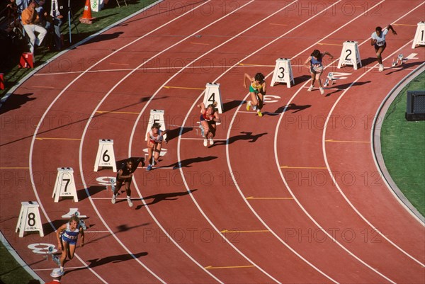 Start of a women's sprint race at the 1984 US Olympic Track and Field Trials.