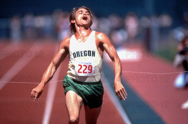 Film Still from "Without Limits" Billy Crudup © 1998 Warner Brothers Photo Credit: Linda R. Chen  File Reference # 30996030THA  For Editorial Use Only -  All Rights Reserved