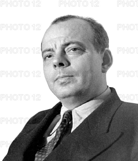 Antoine de Saint-Exupéry. Portrait of the French aristocratic aviator and writer, Antoine Marie Jean-Baptiste Roger, comte de Saint-Exupéry (1900-1944)