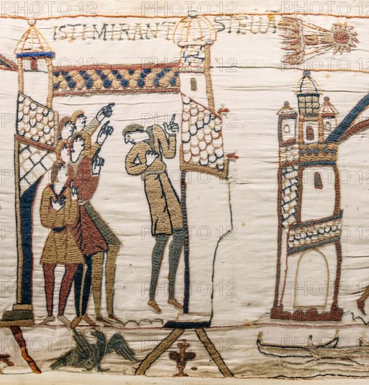 Bayeux Tapestry scene32 Halley comet.