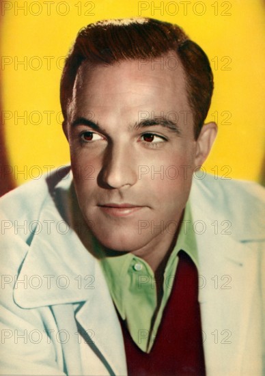 1953 c : The movie actor and dancer GENE KELLY - CINEMA - portrait - ritratto - DANCE - DANZA - musical  ----  Archivio GBB