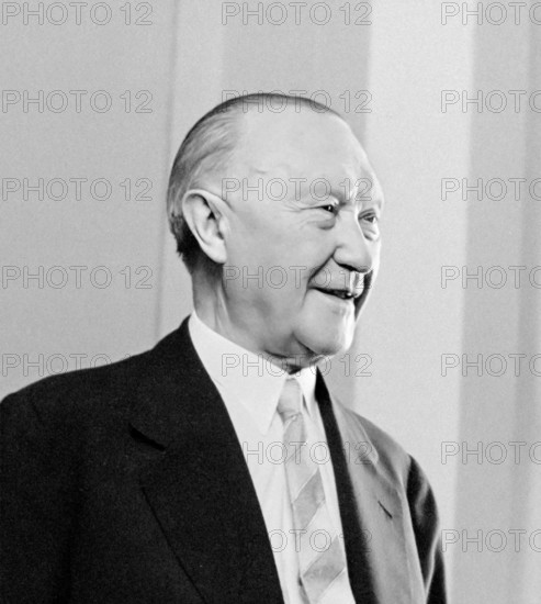 Konrad Adenauer. Portrait of the first Chancellor of the Federal Rebuplic of Germany, Konrad Hermann Joseph Adenauer (1876-1967) in the White House in 1959