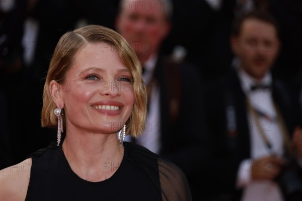 Cannes, France. 21st May, 2025. Melanie Thierry attends the red carpet for ''The history of sound'' screening at the 78th annual Cannes Film Festival at Palais des Festivals on May 21, 2025 in Cannes, France. Credit: Bernard Menigault/Alamy Live News