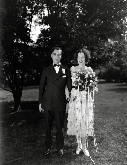 Buster Keaton and his bride Natalie Talmadge on their wedding day, 1921 File Reference # 32733 068THA
