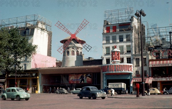 Paris, Moulin Rouge, historic Photo // Paris, Moulin Rouge, Historic Photo