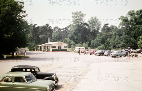 L'Aubette snack bar cafe, cars parked outside in area near airport, Le Touquet, France, Europe 1960