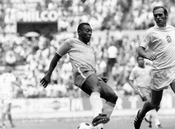 Pele of Brazil beats a Czechoslovakian defender June 1970 during the World Cup Mexico 1970
