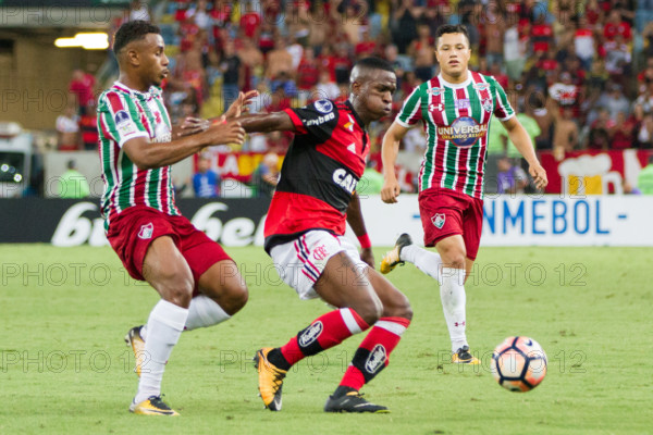 Rio De Janeiro, Brazil. 01st Nov, 2017. Player Vinícius Júnior in a ball match during Fluminense vs. Flamengo for the return game of the quarterfinals of the South American Cup held in Maracanã, Rio de Janeiro, RJ. Credit: Rodrigo Chadí/FotoArena/Alamy Live News