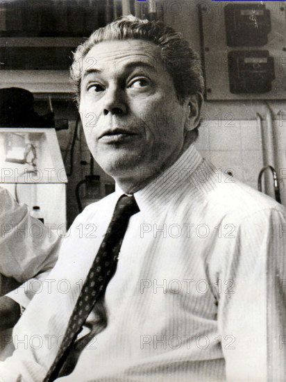 . FOTOGRAFIA PRESS PHOTO VINTAGE 1971 JACQUES MONOD PREMIO NOBEL DIRETTORE PASTEUR . 11 March 1971. Farabola 43 Jacques Monod 1971