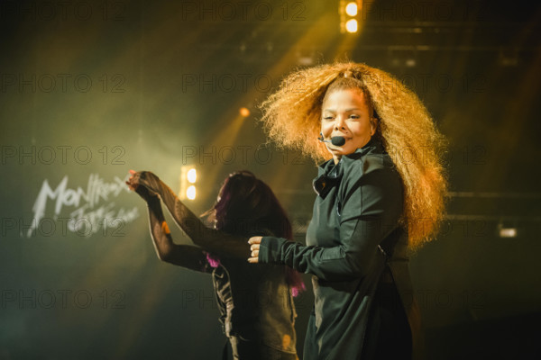Montreux, Switzerland. 30th June, 2019. Montreux, Switzerland. June 23rd, 2019. The American singer and songwriter Janet Jackson performs a live concert during the Swiss music festival Montreux Jazz Festival 2019 in Montreux. (Photo Credit: Gonzales Photo/Alamy Live News