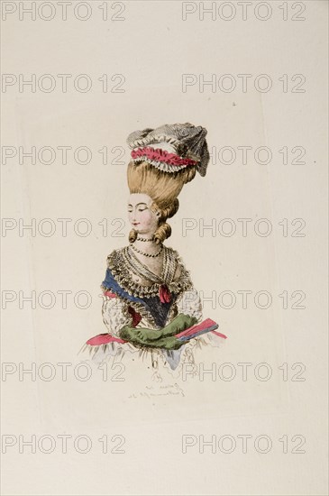 Femme vêtue d'une polonaise et coiffée d'un bonnet du matin