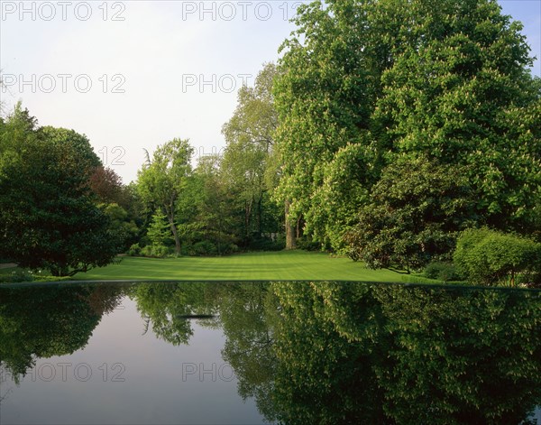 Jardin de l'ambassade des Etats-Unis à Paris