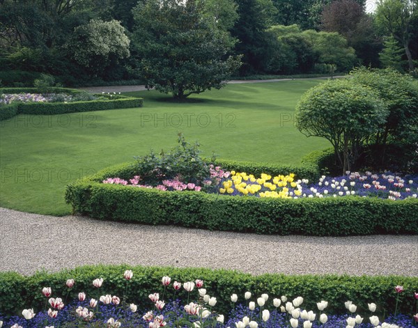Jardin de l'ambassade des Etats-Unis à Paris