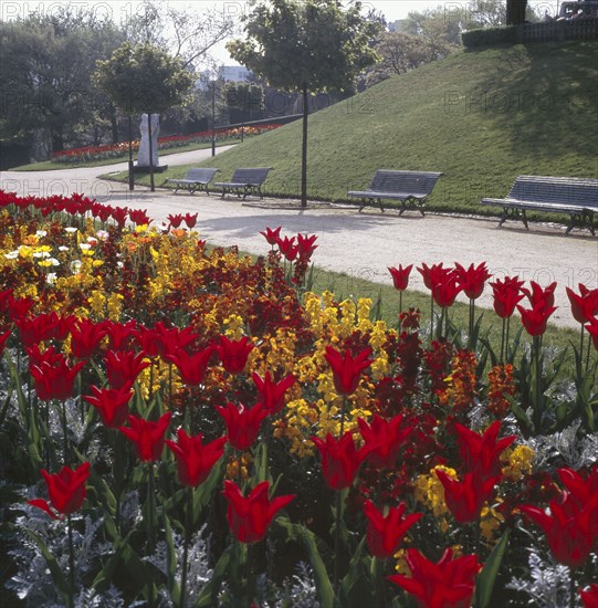 Butte du Chapeau Rouge garden in Paris