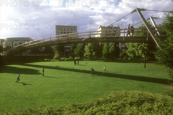 Reuilly garden in Paris