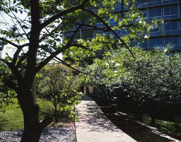 Jardin de l'Unesco à Paris