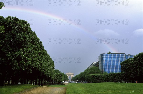 Jardin de la Porte-Maillot à Paris