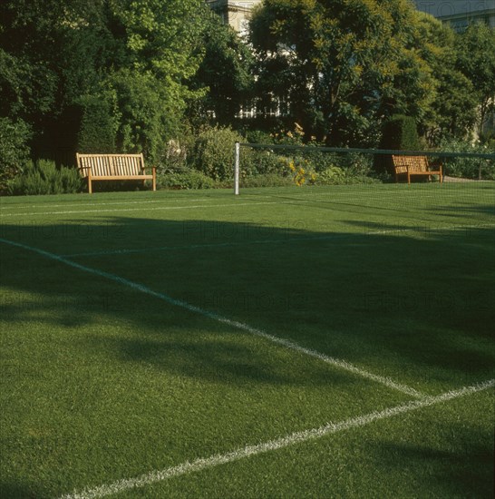 The British Embassy gardens in Paris