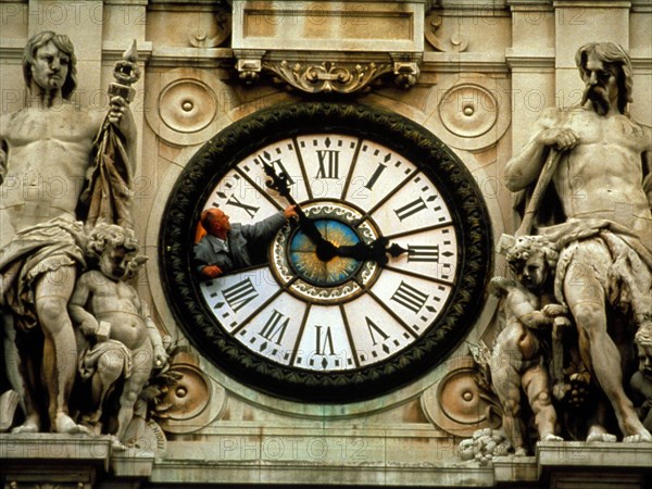 The clockmaker at the Paris City Hall (Hôtel de Ville)