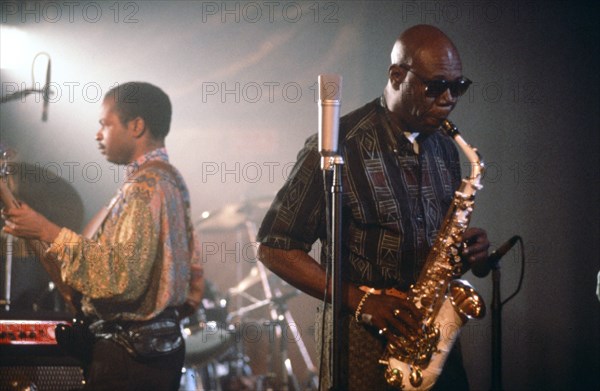 Manu Dibango, 1990