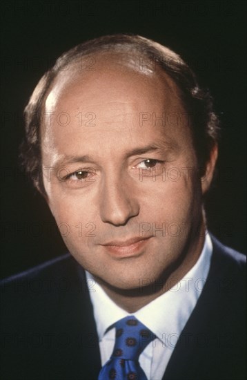 Laurent Fabius, 1990