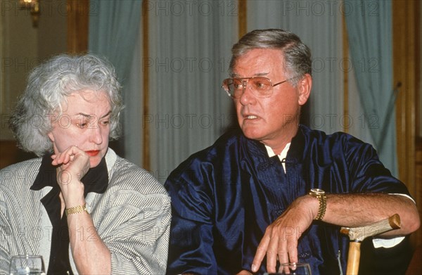 Beatrice Arthur, Larry Hagman