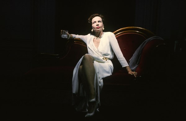 Leslie Caron, 1990