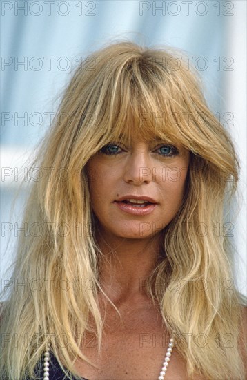 Goldie Hawn, 1990