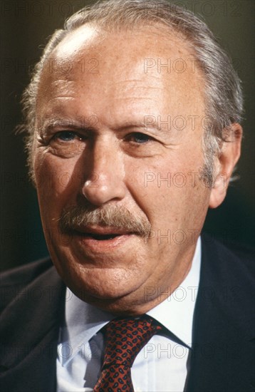 Jean Dutourd