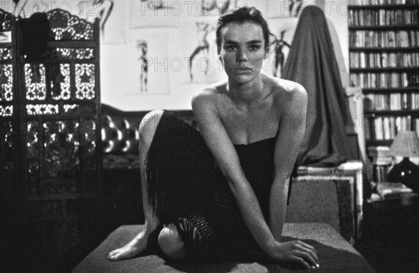 Claire Nebout