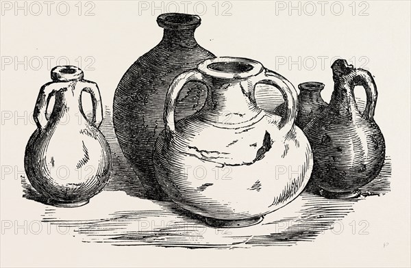 ROMAN URNS