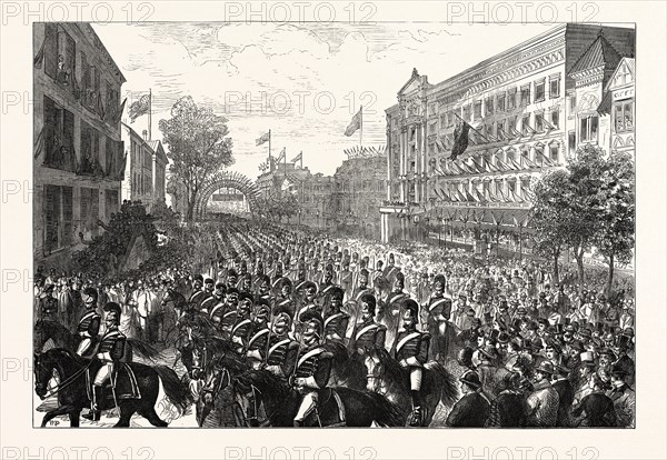 THE CENTENNIAL CELEBRATION OF AMERICAN INDEPENDENCE: THE FOURTH OF JULY AT PHILADELPHIA: THE MILITARY PROCESSION, CITY TROOPS PASSING THROUGH BROAD-STREET, 1876