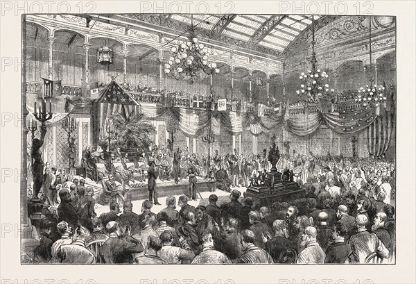 THE PHILADELPHIA CENTENNIAL EXHIBITION, THE PRESENTATION OF THE REPORT OF THE JUDGES OF AWARDS IN THE JUDGES HALL, SEPTEMBER 27TH : GENERAL HAWLEY ANNOUNCING THE AWARDS, ENGRAVING 1876, US, USA, America, United States