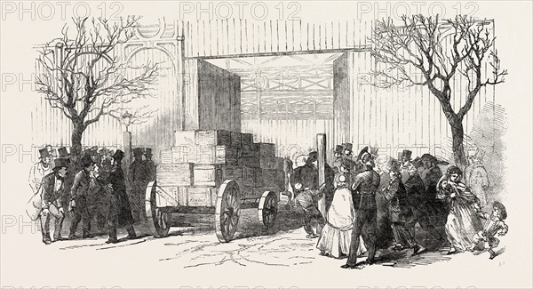 RECEPTION OF GOODS AT THE GREAT EXHIBITION BUILDING, IN HYDE PARK, LONDON, UK, 1851 engraving