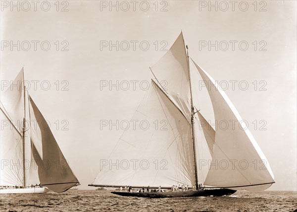 After the start, Peabody, Henry G, (Henry Greenwood), 1855-1951, Vigilant (Yacht), Valkyrie II (Yacht), America's Cup races, Yachts, Regattas, 1893