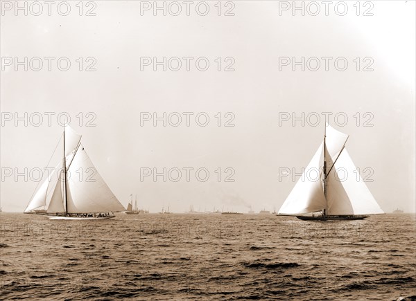 Columbia and Shamrock I, the start, Columbia (Sloop), Shamrock I (Yacht), America's Cup races, Regattas, Yachts, 1899