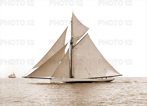 Mayflower, Peabody, Henry G, (Henry Greenwood), 1855-1951, Peabody, Henry G, (Henry Greenwood), 1855-1951, Mayflower (Sloop), Yachts, Regattas, 1888