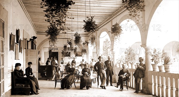 Corridors of the Hotel Diligencias, Puebla, Mexico, Jackson, William Henry, 1843-1942, Porches, Hotels, Mexico, Puebla, 1880